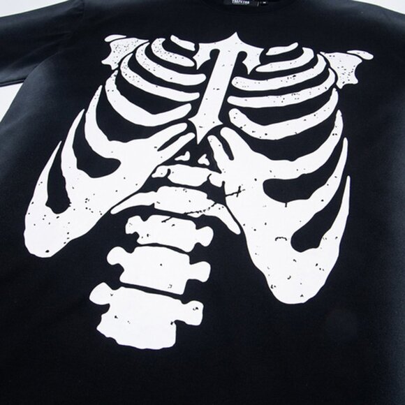 Trapstar Black Skull Print Tee - Picture 3 of 5